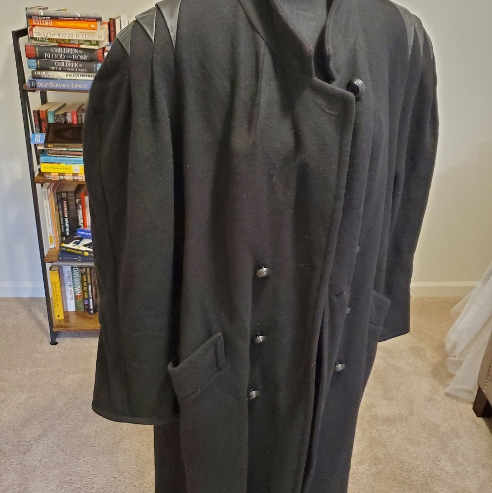 Jacket - Picture 2 of 6